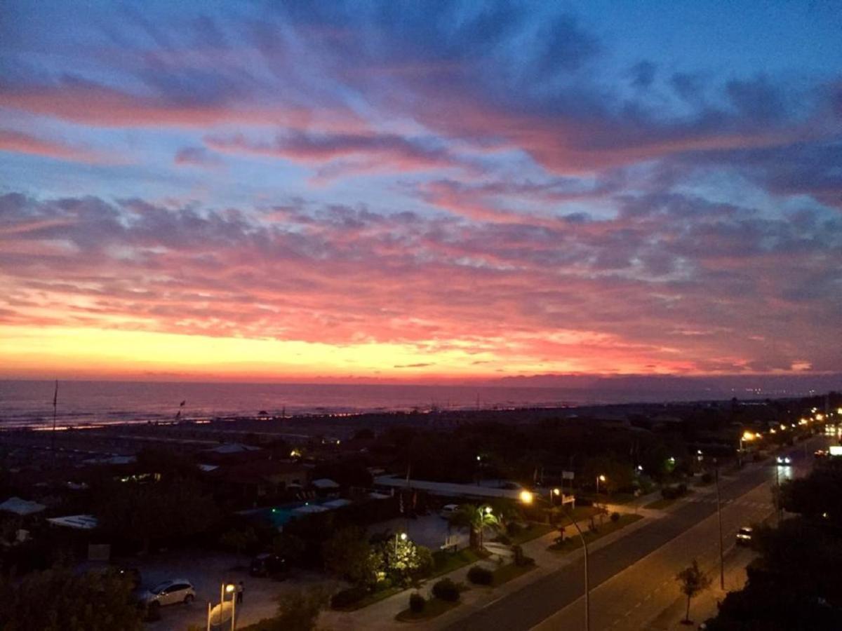 Arianna Hotel Marina di Pietrasanta Buitenkant foto