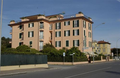 Arianna Hotel Marina di Pietrasanta Buitenkant foto